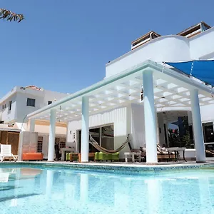 Dive Time Bed & Breakfast